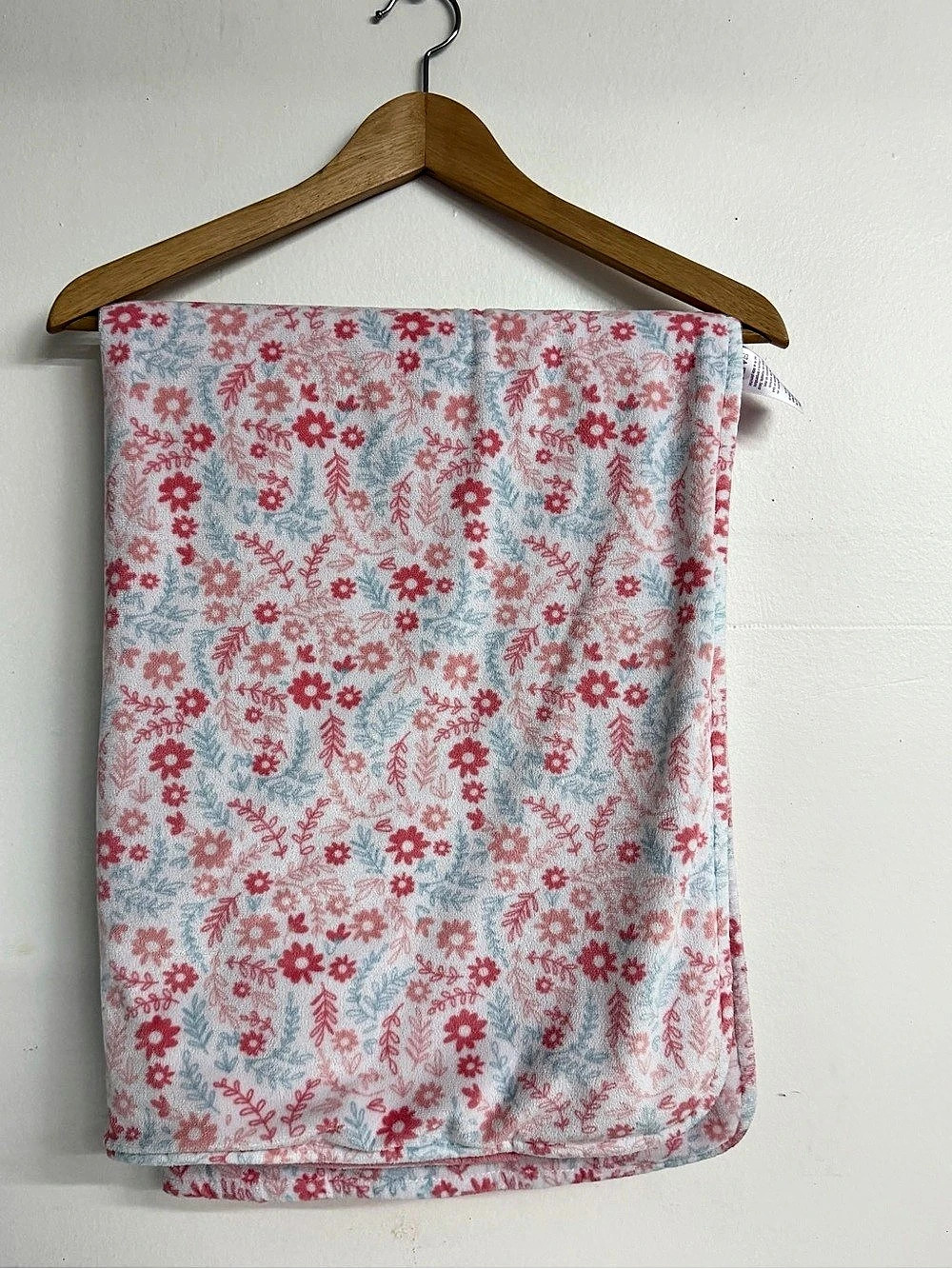 Pottery Barn Kids Floral Fleece Blanket in Pink & Blue Like New